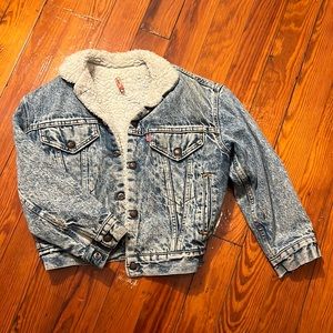 Levi’s vintage acid wash shearling cropped jean jacket Medium